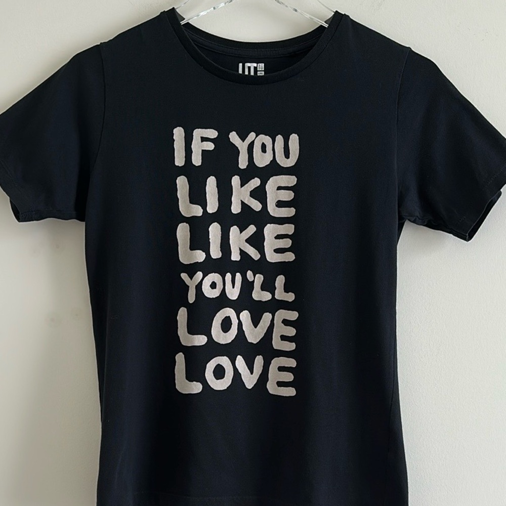 *NWOT* Uniqlo x Miranda July Graphic Short Sleeve Tee - Picture 3 of 14